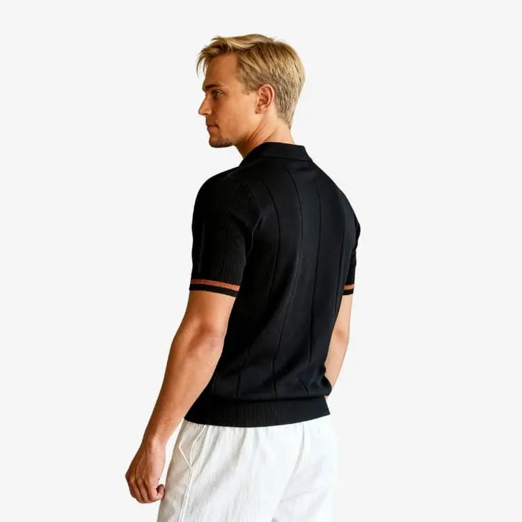 Camiseta polo preta masculina de malha vista costas — Soffisticata