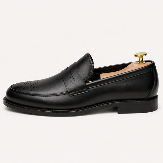 Sapato Loafer Masculino de Couro Preto | Soffisticata Penny Brogue