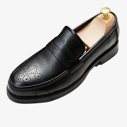 Sapato Loafer Penny Brogue Masculino Preto couro genuíno Soffisticata com forma de madeira
